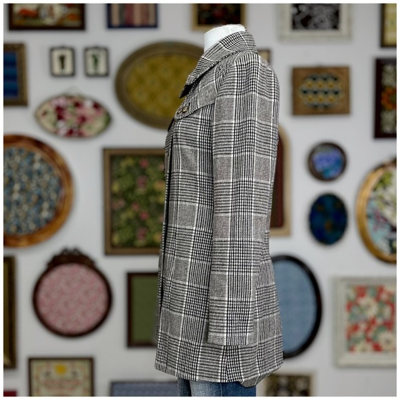 2006 Anthro “Sydney Peacoat” by Cordelia - Picture 10 of 16